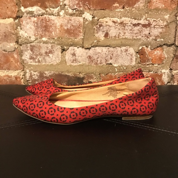 Red + Black Old Navy Flats - Picture 3 of 7